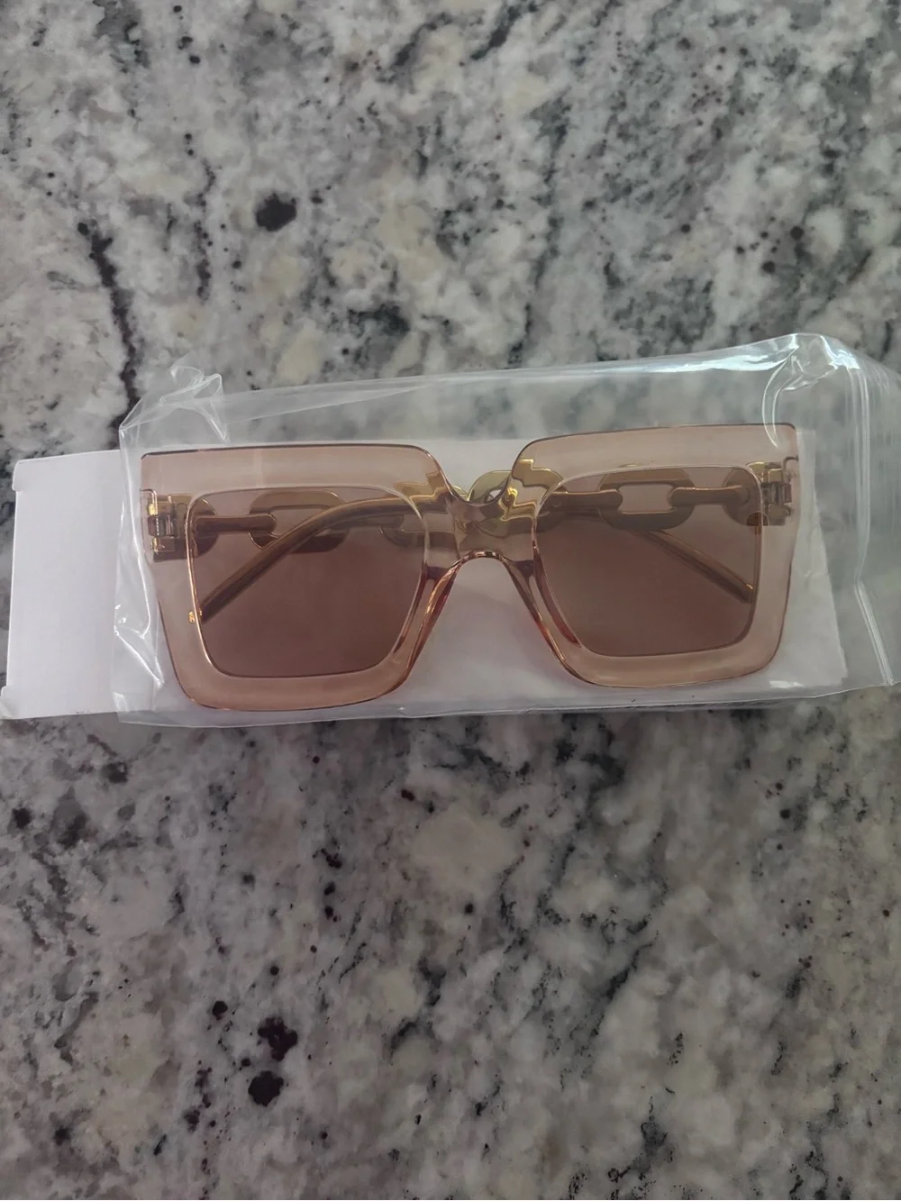 NWT Oversized Peach Square Sunglasses Brown Lens
